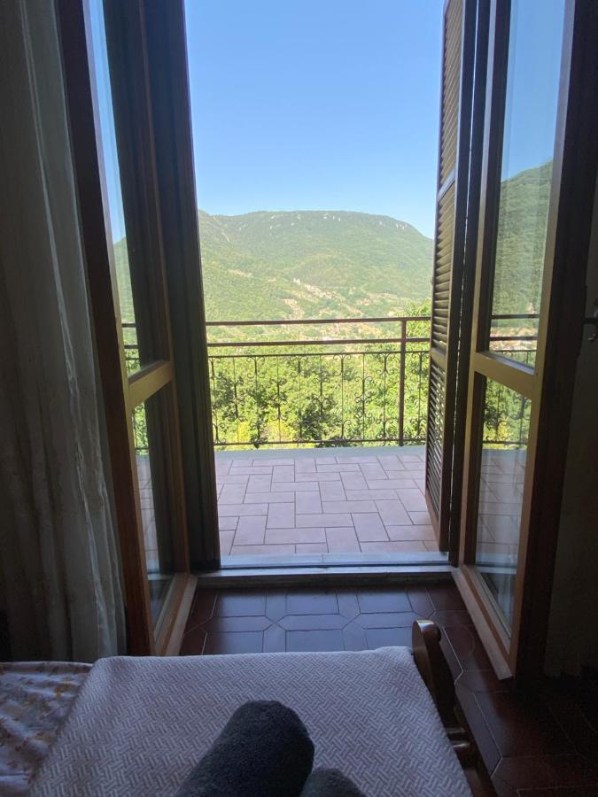 B&B Rox E Claudia Lugnola Екстериор снимка