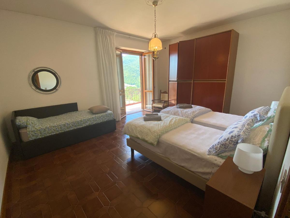 B&B Rox E Claudia Lugnola Екстериор снимка