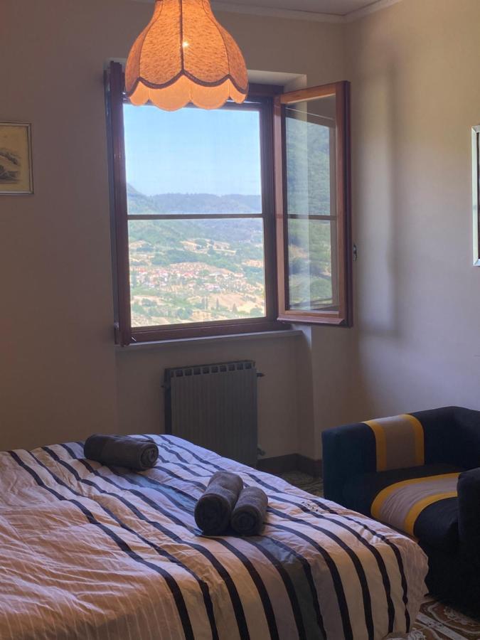 B&B Rox E Claudia Lugnola Екстериор снимка